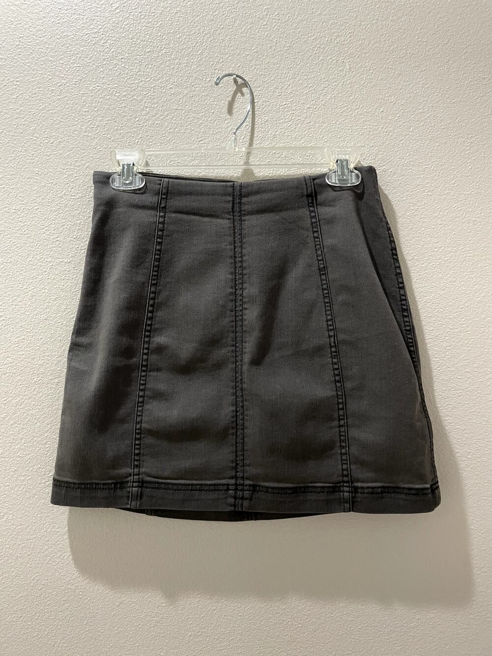 FREE PEOPLE Skirt Size 4 Gray